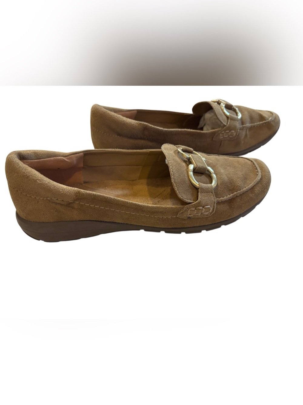 Easy Spirit Women’s Brown Suede Loafers with Gold Hardware Size 8 - Picture 3 of 6